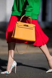 7 Iconic Luxury Handbags That Defined Fashion History and Timeless Style - image 25