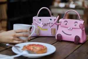 7 Iconic Luxury Handbags That Defined Fashion History and Timeless Style - image 11