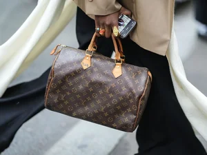 7 Iconic Luxury Handbags That Defined Fashion History and Timeless Style - image 8
