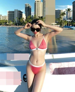 Le Quyen Stuns Fans with Flawless Bikini Photos Showcasing Her Ageless Physique - image 1