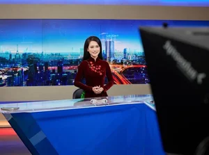 Inside the Glamorous Off-Screen Lives and Chic Fashion of VTV's Most Popular News Editors - image 9