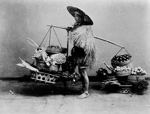 Rare Historical Photos Reveal Daily Life in 1800s Japan - image 12