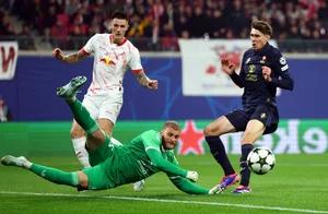 Champions League Thrillers: Liverpool's Perfect Run and Juventus's Epic Comeback - image 1