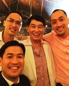 How Many Children Does Billionaire Johnathan Hanh Nguyen Have? - image 2