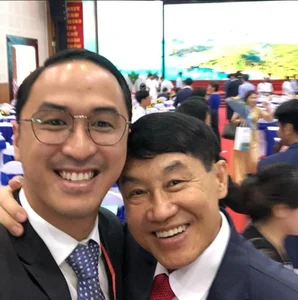 How Many Children Does Billionaire Johnathan Hanh Nguyen Have? - image 11