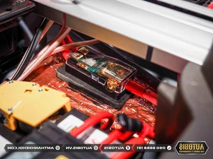 Premium Audio and Accessory Upgrades for the VinFast Lux SA SUV - image 13