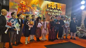 Celebrating Creativity: Artists Gather for the 'De Men' Awards Ceremony - image 2