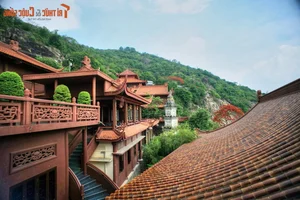 4 Must-Visit Spiritual Landmarks at the Legendary Sam Mountain in Chau Doc - image 14