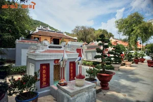 4 Must-Visit Spiritual Landmarks at the Legendary Sam Mountain in Chau Doc - image 4