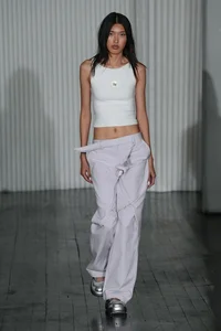 Model Phuong Oanh Makes Waves at New York Fashion Week with Eight Show Appearances - image 3