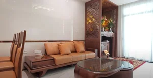 Luxury Real Estate: A Look Inside the $700,000 Apartment Purchased for a Student's Education - image 1