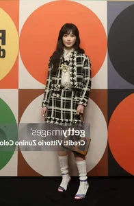 Yang Zi and Guan Xiaotong Stun Global Audiences at Paris Fashion Week - image 13