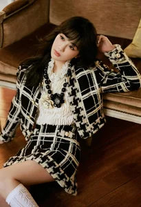 Yang Zi and Guan Xiaotong Stun Global Audiences at Paris Fashion Week - image 24