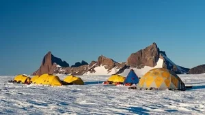 Survival in the Extremes: Experts Reveal Microorganisms Thriving in Antarctica's Harsh Climate - image 4