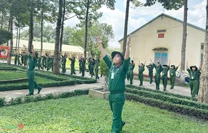 Educational Youth Program Honors the Vietnam Peoples Army - image 0