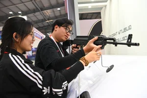 Advanced Small Arms and Precision Sniper Rifles Featured at the Vietnam International Defense Expo Showcase - image 5