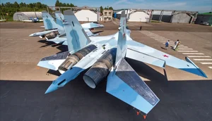 Unusual Military Structures Discovered Near the Russia-Ukraine Border - image 10