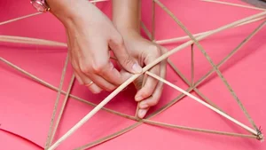 How to Make Traditional Mid-Autumn Lanterns in Three Easy Steps - image 11