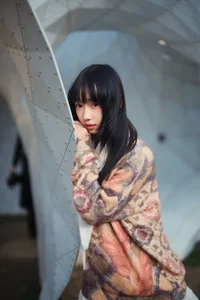 Winter Warm Sun Portrait Collection Featuring Model Xibo Ya - image 7