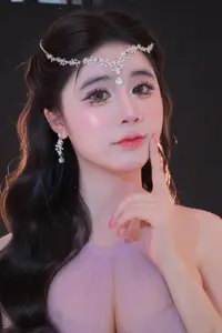 Dreamy Princess: Ethereal Beauty, Elegant Gown & Exquisite Jewelry - image 4