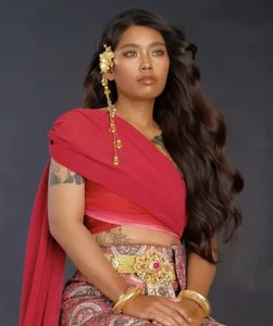 From Janitor to Famous Runway Model: An Inspiring Story of Transformation - image 7