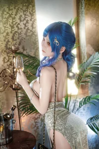 Stunning St. Louis Luxury Handle Cosplay by Jiu Qi Miao: A High-End Azur Lane Gallery - image 8