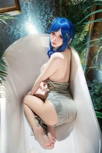 Stunning St. Louis Luxury Handle Cosplay by Jiu Qi Miao: A High-End Azur Lane Gallery - image 0