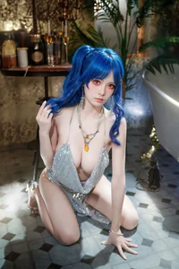 Stunning St. Louis Luxury Handle Cosplay by Jiu Qi Miao: A High-End Azur Lane Gallery - image 3