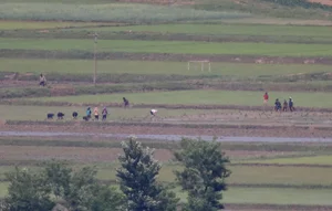 A Rare Perspective: Observing North Korean Life from the Borderlands - image 4
