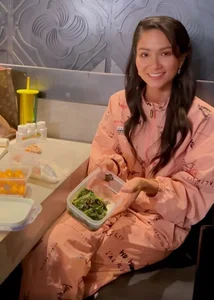 Miss Vietnam H’Hen Nie Jokes About Her Humorous Giant Lunch Box - image 9