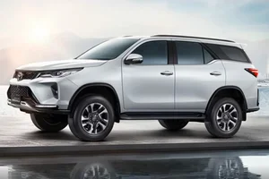 Toyota Fortuner Mild-Hybrid 2025 Launch Details and SUV Pricing - image 6