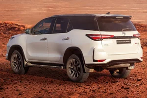 Toyota Fortuner Mild-Hybrid 2025 Launch Details and SUV Pricing - image 5