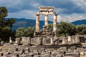 Delphi: Decoding the Ancient Greek Center of the World - image 8