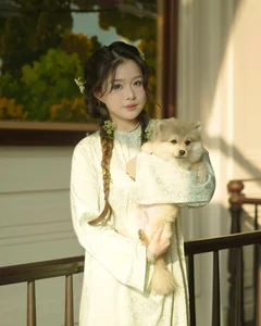Vietnamese Influencer Chao Sparks Social Media Buzz with Heartwarming 'Daughter' Reveal - image 0