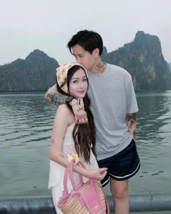 Vietnamese Influencer Chao Sparks Social Media Buzz with Heartwarming 'Daughter' Reveal - image 7