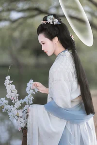 YiTuYu Art Language Vol.9450 Xue Ying: 38 Stunning Fine Art Portraits - image 8