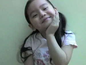 Meet the Talented Daughter of 'National Dad' Trung Anh - image 2