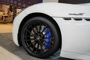 Maserati GranTurismo Debuts in Vietnam: Luxury Sports Car Priced from 9.86 Billion VND - image 1