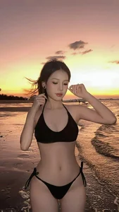 Beach Fashion Trends: Elegant and Outstanding Summer Looks - image 5
