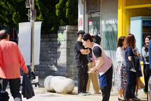 MC Mu Tat and Hong Phuc Bring the Essence of Vietnam to South Korea - image 0