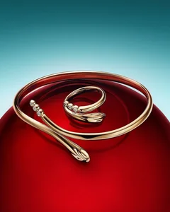 Year of the Snake 2025: Bold Snake-Themed Fashion and Accessory Trends - image 3
