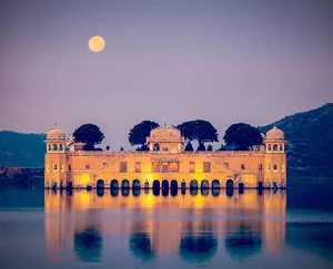 Jal Mahal: The Mysterious Half-Submerged Water Palace of Jaipur, India - image 6