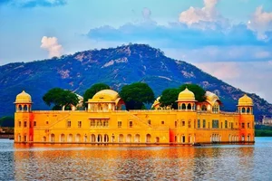 Jal Mahal: The Mysterious Half-Submerged Water Palace of Jaipur, India - image 2