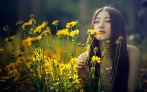 Stunning Full HD Wallpapers: Download 15 Beautiful Girl Desktop Backgrounds - image 12