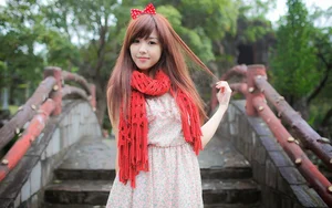 Stunning Full HD Wallpapers: Download 15 Beautiful Girl Desktop Backgrounds - image 1