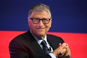 US Billionaires Divided: Examining Financial Support for Donald Trump and Kamala Harris - image 4