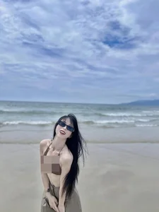 Taekwondo Star Chau Tuyet Van Shows Off Stunning Bikini Body - image 5