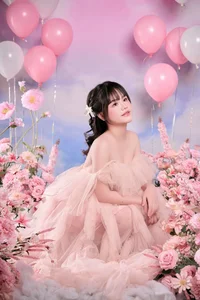 MC Bach Lan Phuong's Daughter Grows Up: A New Portrait of Elegance and Beauty - image 0