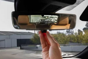 Modern Car Safety Features: Are Advanced Technologies Enhancing Security or Creating Driver Distractions? - image 4