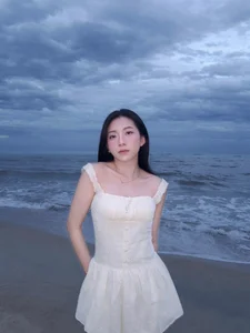 Saigon Muse Captivates Fans with Stunning Beachside Photoshoot - image 5